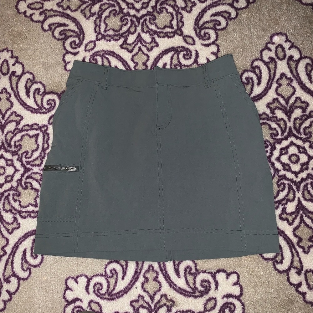 Athleta Cargo Green Skirt